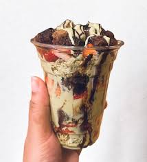 Creamy Cheese Strawberry Cup