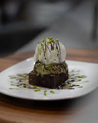 Kunafa Ice Cream Brownie